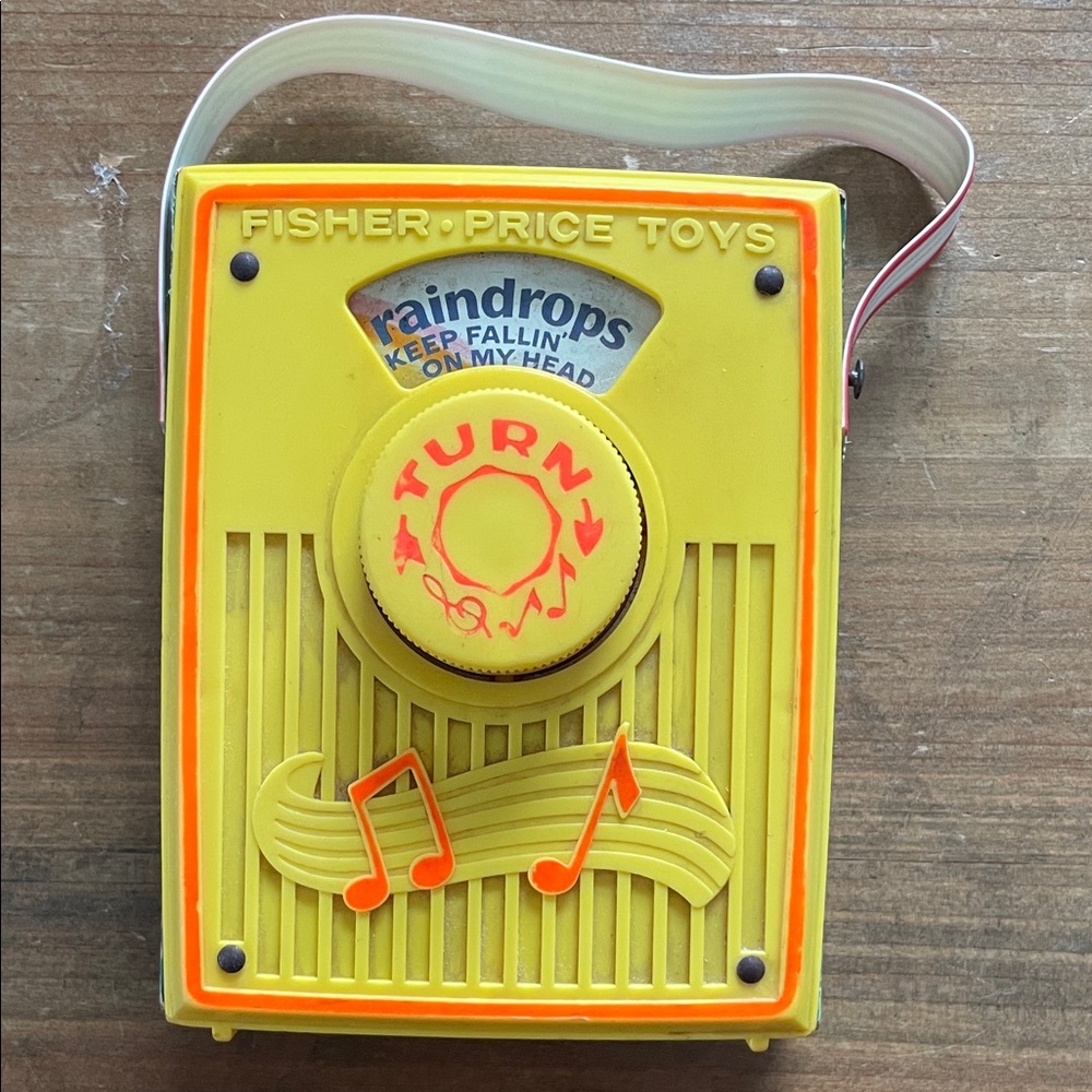 Fisher Price Music Box Pocket Radio Raindrops Keep Fallin’ On My Head